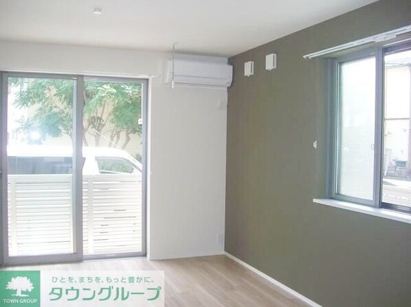 日新町2丁目戸建の物件内観写真